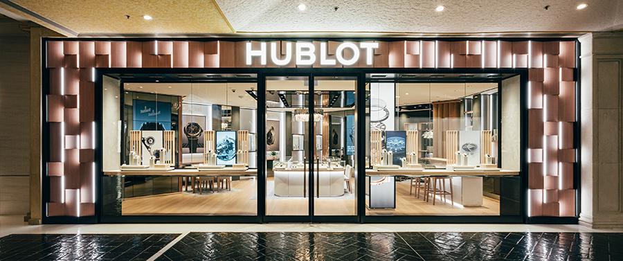 爱游戏体育罗马诺:曼联2月就和安德雷桑托斯经纪人沟通,维韦尔了解他