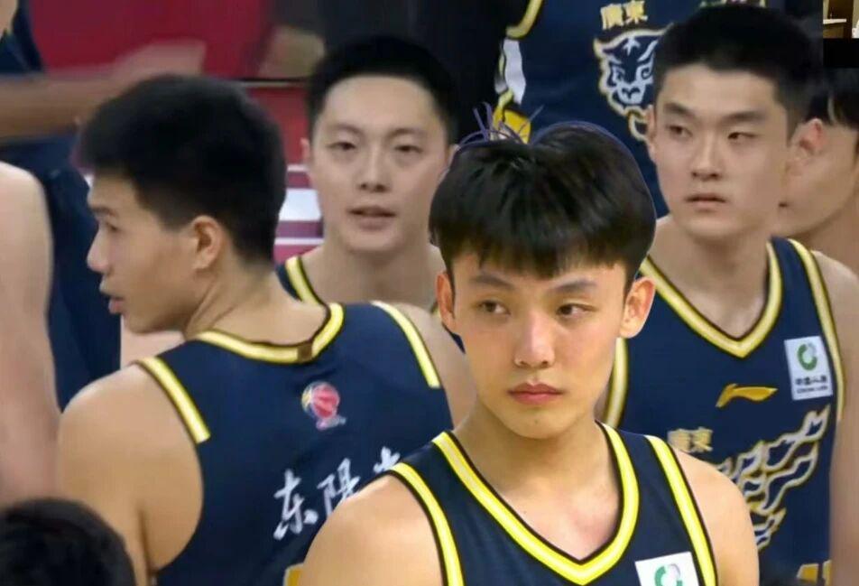爱游戏体育吐槽：1.78亿 ,篮网要签里弗斯？文班少林功夫白练了！