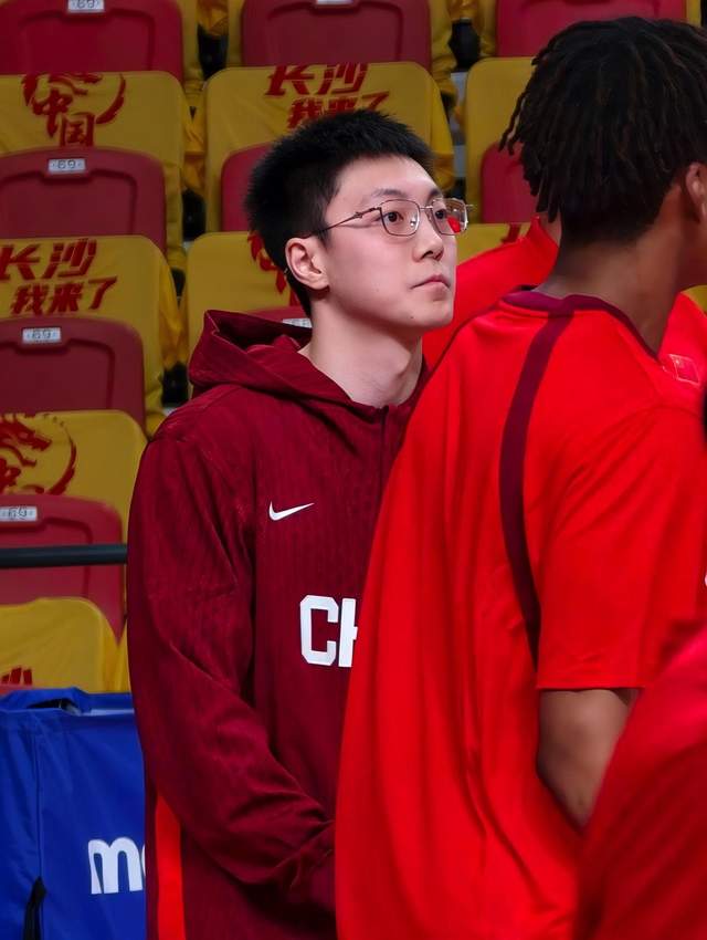 爱游戏体育正式签约!离队第一人!杨瀚森的机会来了