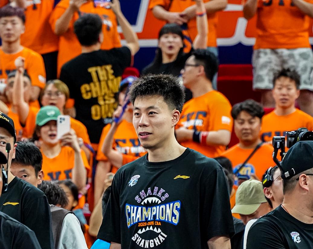 名记列杜兰特为火箭交易候选