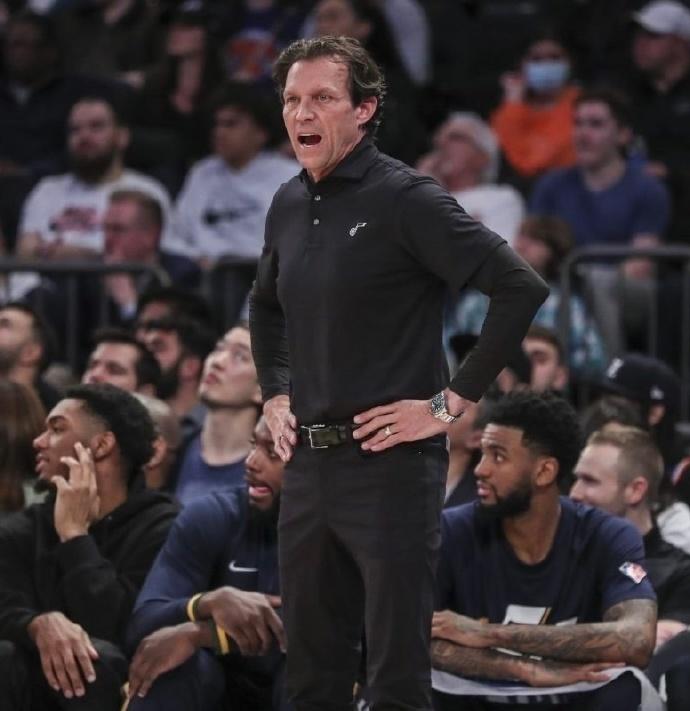 NBA曝多消息 总决G5字母哥交易