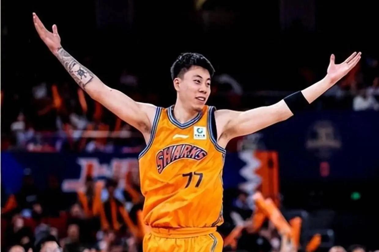 爱游戏体育为什么说尼克斯53年首冠>马刺5次捧杯?