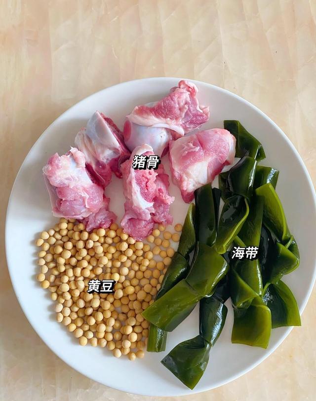 独行侠球迷秒懂：马刺29分逆转，福克斯顶薪成靶子