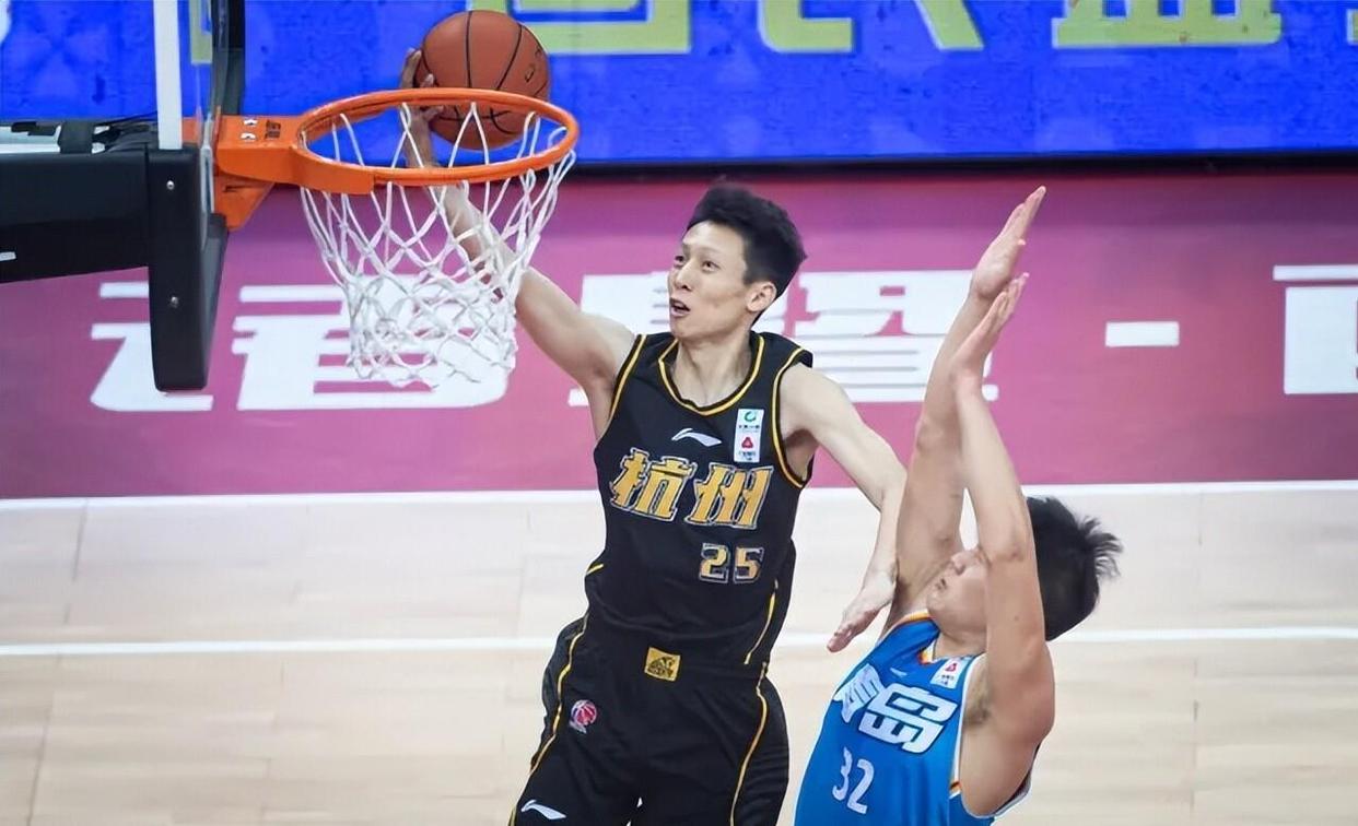 西蒙斯赌詹皇今夏签约勇士