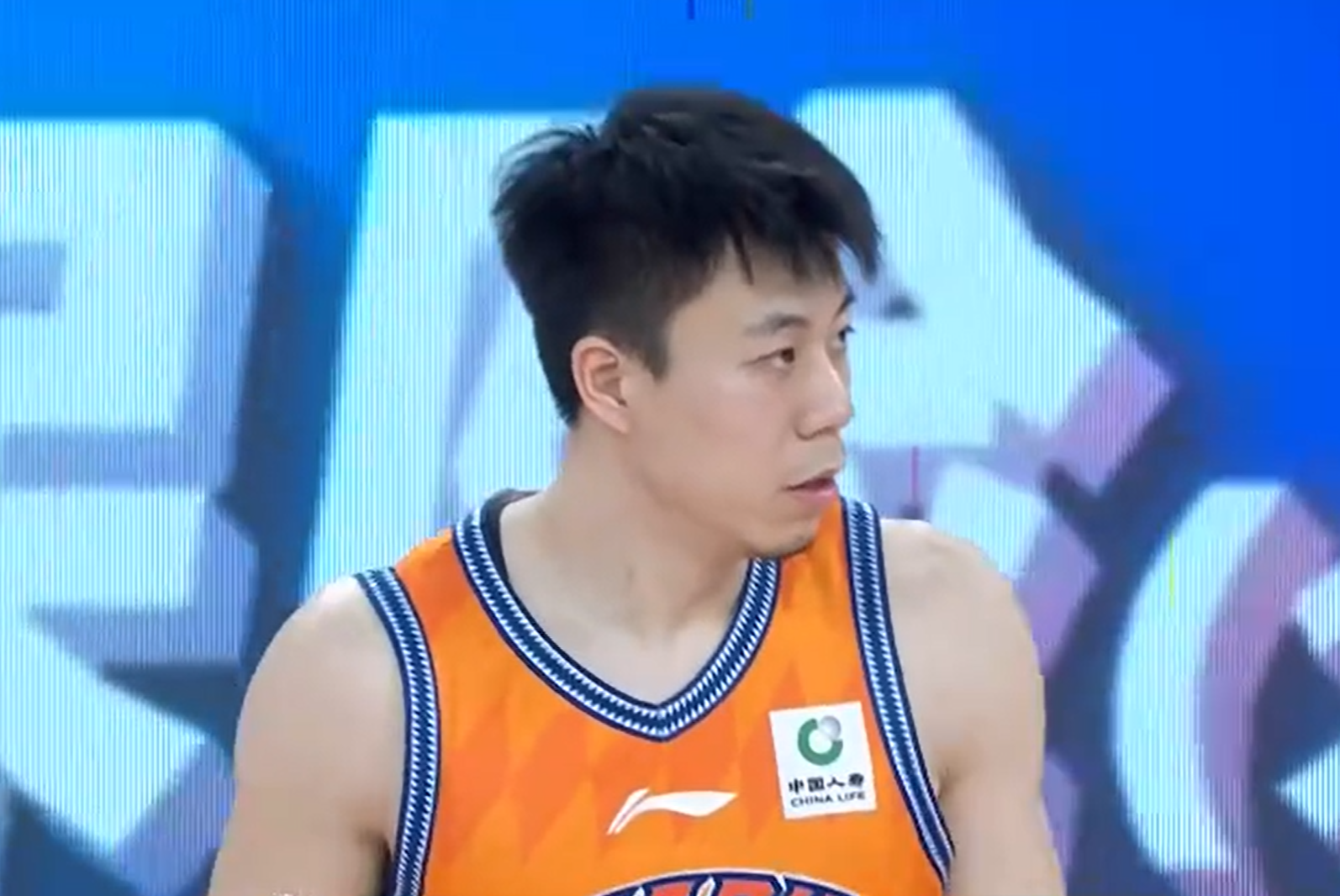 曝开拓者三方交易争杰伦布朗