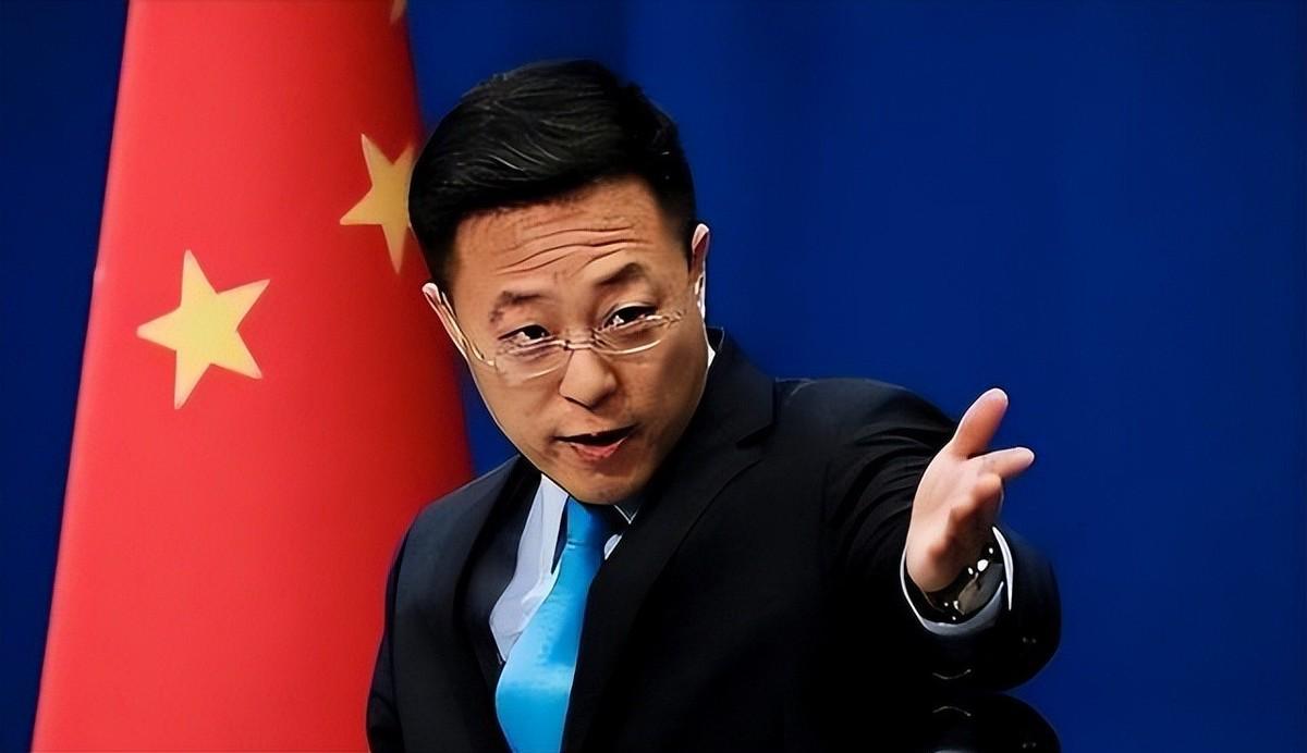 字母布朗并未绑定！阿龙可自行申请交易快船也有意 被绿凯伤透？