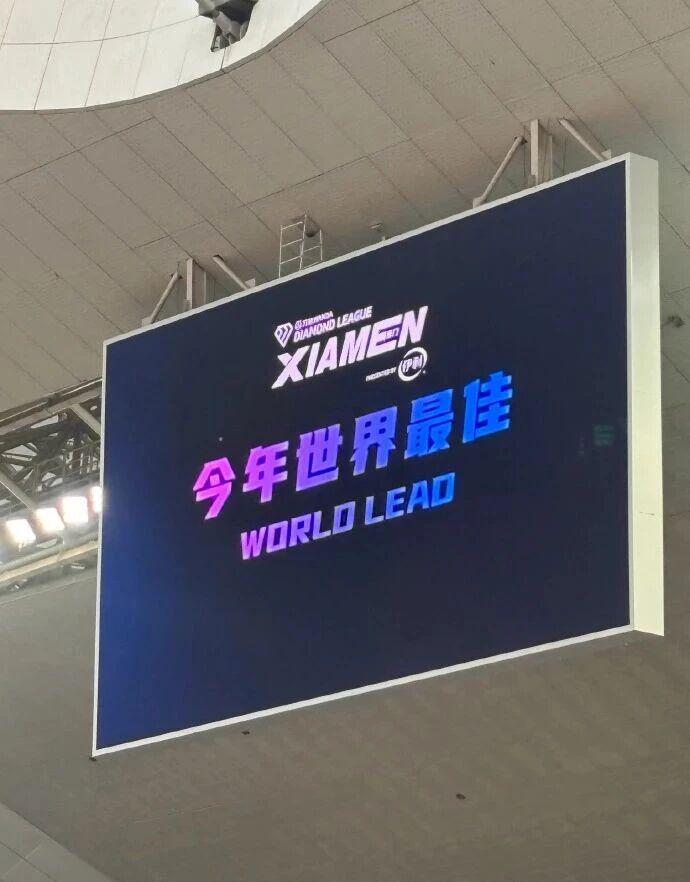 爱游戏体育摊牌了！榜眼不满马刺！总决赛史上第2强新秀